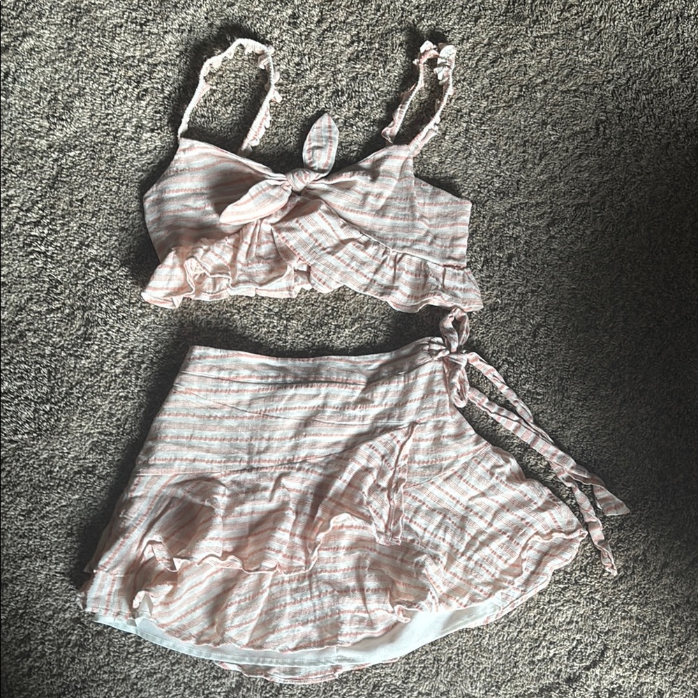 Forever 21 Pink Striped Mini Skirt